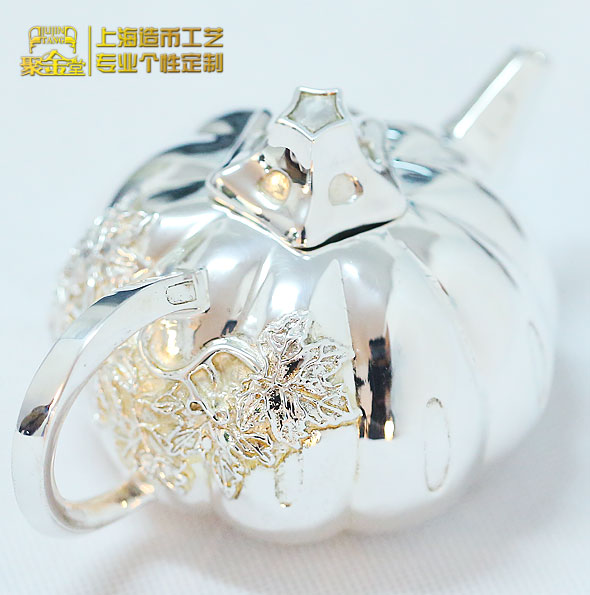 立體純銀南瓜壺定制_定制純銀擺件 商務(wù)禮品定制