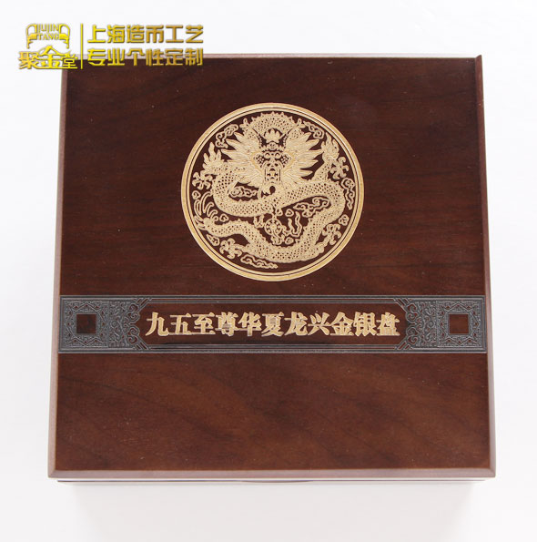 實(shí)木雕刻支立板架木盒