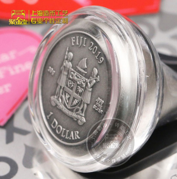 巧克力純銀異形紀念章定制